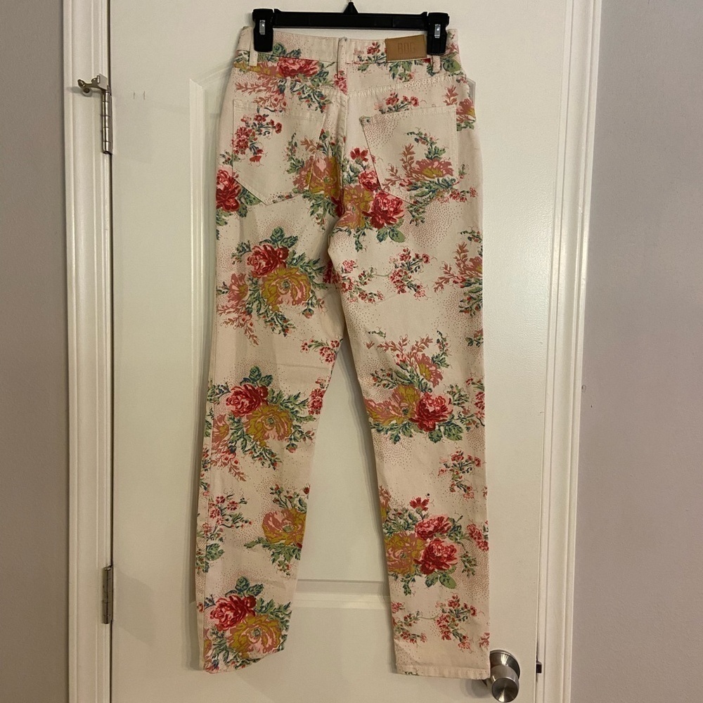 Bdg Womens Multicolor Floral High Rise Tapered Leg Jeans Size 25 - Picture 4 of 7